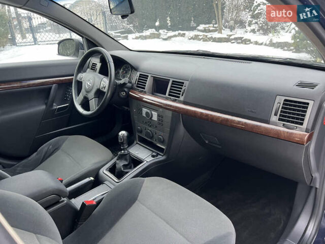 Синій Опель Вектра, об'ємом двигуна 1.91 л та пробігом 395 тис. км за 3800 $, фото 23 на Automoto.ua