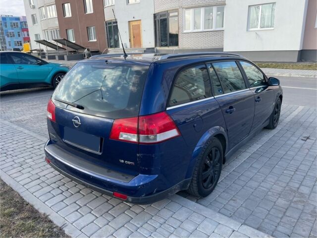 Синий Опель Вектра, объемом двигателя 1.9 л и пробегом 250 тыс. км за 1899 $, фото 3 на Automoto.ua