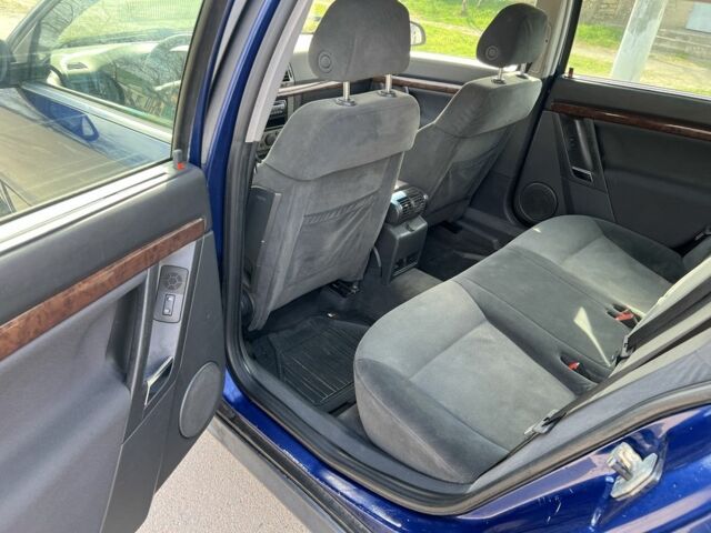 Синій Опель Вектра, об'ємом двигуна 1.9 л та пробігом 250 тис. км за 2600 $, фото 5 на Automoto.ua