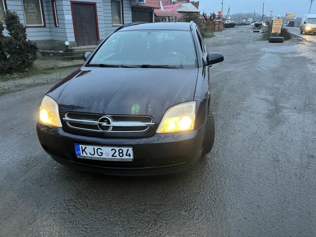 Синій Опель Вектра, об'ємом двигуна 2.2 л та пробігом 370 тис. км за 3600 $, фото 1 на Automoto.ua
