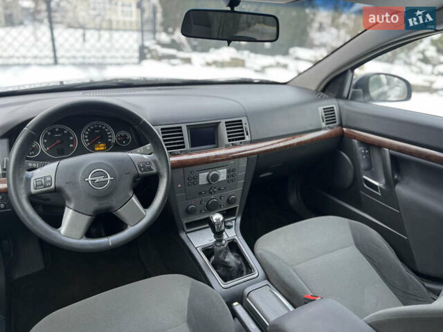 Синій Опель Вектра, об'ємом двигуна 1.91 л та пробігом 395 тис. км за 3800 $, фото 19 на Automoto.ua