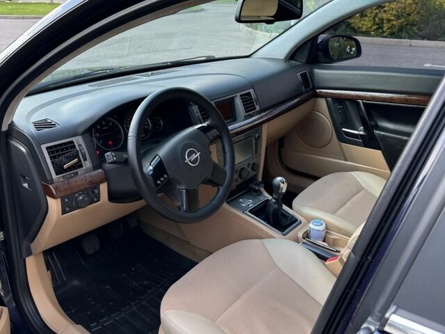 Синій Опель Вектра, об'ємом двигуна 2 л та пробігом 400 тис. км за 4500 $, фото 6 на Automoto.ua