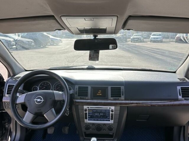 Синий Опель Вектра, объемом двигателя 1.9 л и пробегом 367 тыс. км за 3200 $, фото 14 на Automoto.ua