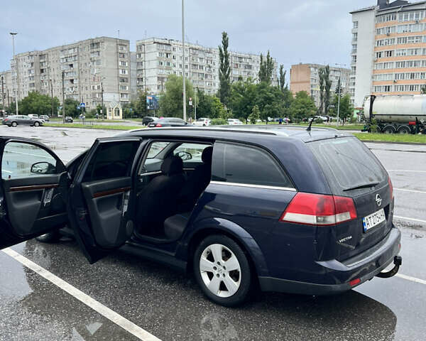 Синий Опель Вектра, объемом двигателя 1.91 л и пробегом 389 тыс. км за 3200 $, фото 4 на Automoto.ua