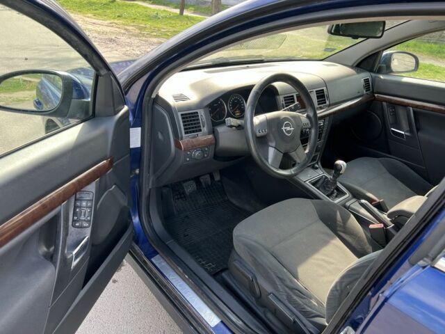 Синій Опель Вектра, об'ємом двигуна 1.9 л та пробігом 250 тис. км за 2600 $, фото 4 на Automoto.ua