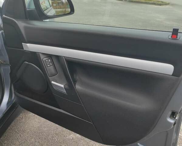 Синій Опель Вектра, об'ємом двигуна 1.8 л та пробігом 338 тис. км за 4250 $, фото 35 на Automoto.ua