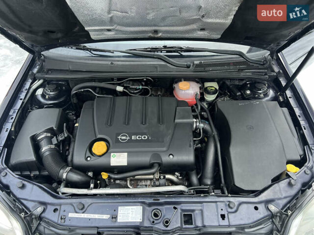 Синій Опель Вектра, об'ємом двигуна 1.91 л та пробігом 395 тис. км за 3800 $, фото 71 на Automoto.ua