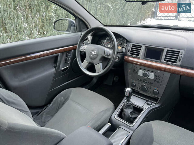 Синій Опель Вектра, об'ємом двигуна 1.91 л та пробігом 395 тис. км за 3800 $, фото 12 на Automoto.ua