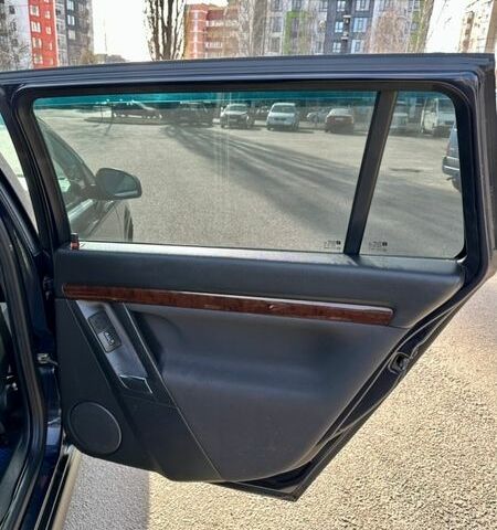 Синий Опель Вектра, объемом двигателя 1.9 л и пробегом 366 тыс. км за 2950 $, фото 13 на Automoto.ua