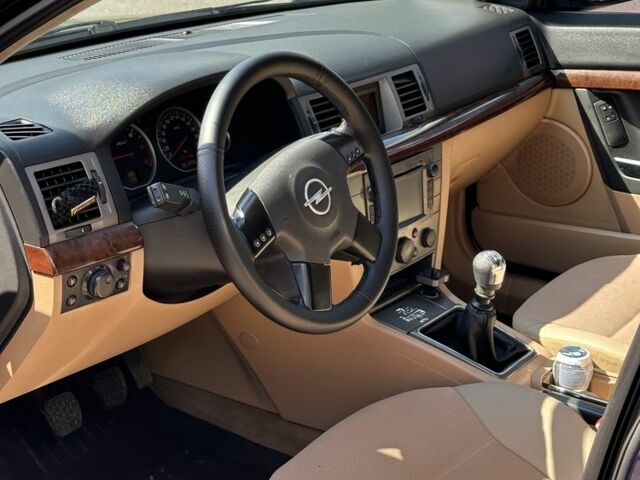 Синій Опель Вектра, об'ємом двигуна 2 л та пробігом 400 тис. км за 4500 $, фото 7 на Automoto.ua