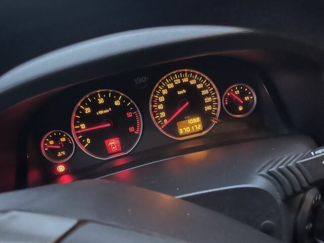 Синій Опель Вектра, об'ємом двигуна 2.2 л та пробігом 370 тис. км за 3600 $, фото 8 на Automoto.ua