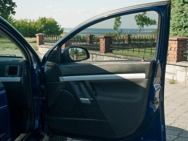 Синій Опель Вектра, об'ємом двигуна 1.91 л та пробігом 349 тис. км за 3660 $, фото 39 на Automoto.ua