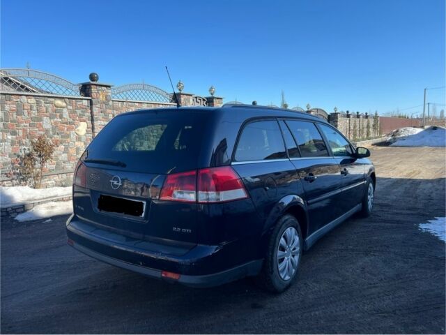 Синий Опель Вектра, объемом двигателя 2.2 л и пробегом 258 тыс. км за 2000 $, фото 2 на Automoto.ua