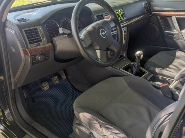 Синій Опель Вектра, об'ємом двигуна 1.9 л та пробігом 280 тис. км за 3199 $, фото 9 на Automoto.ua