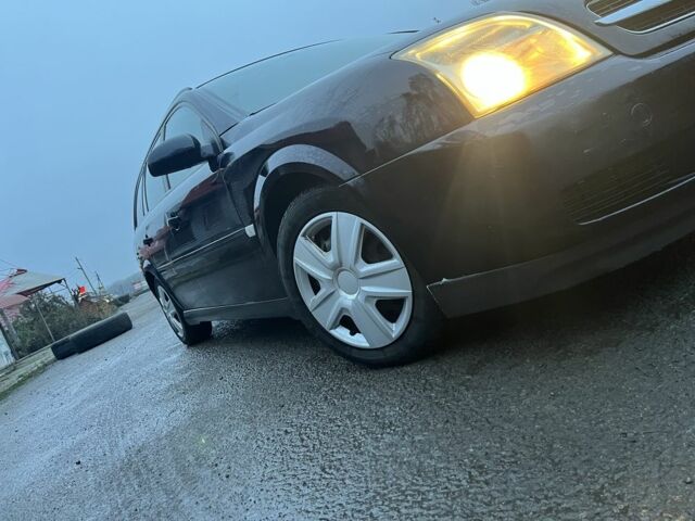 Синій Опель Вектра, об'ємом двигуна 2.2 л та пробігом 370 тис. км за 3600 $, фото 2 на Automoto.ua