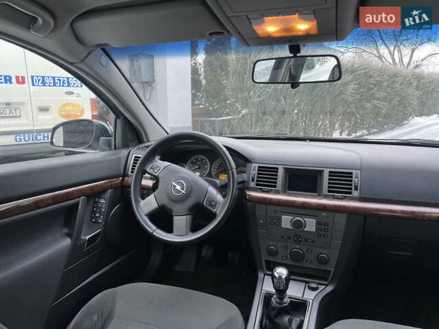 Синій Опель Вектра, об'ємом двигуна 1.91 л та пробігом 395 тис. км за 3800 $, фото 56 на Automoto.ua