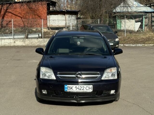 Синий Опель Вектра, объемом двигателя 1.9 л и пробегом 367 тыс. км за 3200 $, фото 2 на Automoto.ua