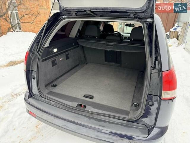 Синій Опель Вектра, об'ємом двигуна 2.2 л та пробігом 250 тис. км за 3999 $, фото 17 на Automoto.ua