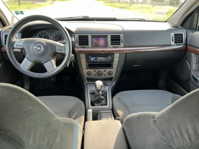 Синій Опель Вектра, об'ємом двигуна 1.9 л та пробігом 250 тис. км за 2600 $, фото 6 на Automoto.ua