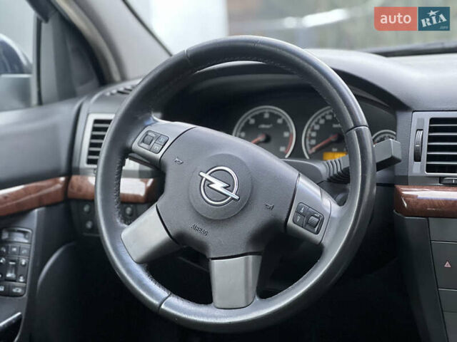 Синій Опель Вектра, об'ємом двигуна 1.91 л та пробігом 395 тис. км за 3800 $, фото 57 на Automoto.ua