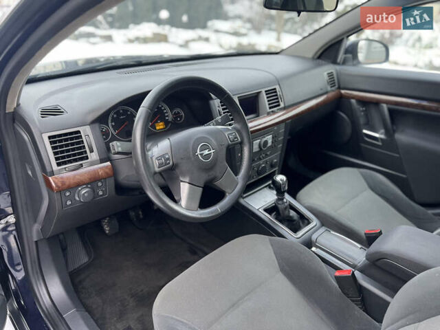 Синій Опель Вектра, об'ємом двигуна 1.91 л та пробігом 395 тис. км за 3800 $, фото 15 на Automoto.ua