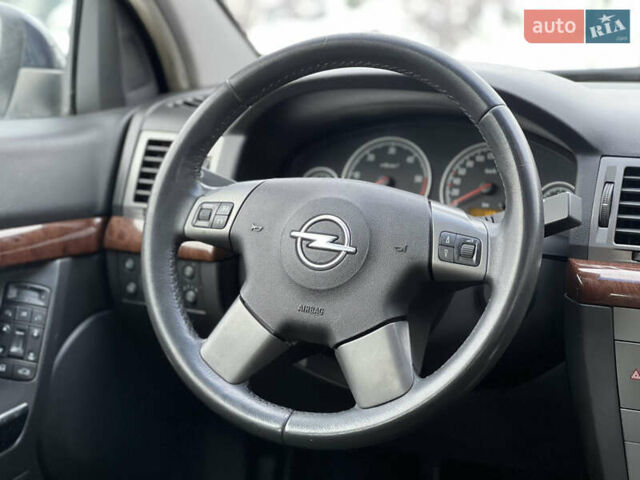 Синій Опель Вектра, об'ємом двигуна 1.91 л та пробігом 395 тис. км за 3800 $, фото 25 на Automoto.ua