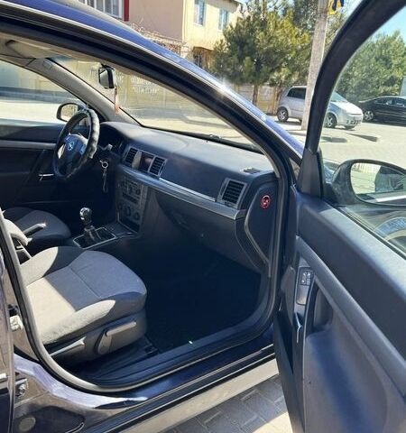 Синий Опель Вектра, объемом двигателя 1.91 л и пробегом 320 тыс. км за 3300 $, фото 11 на Automoto.ua