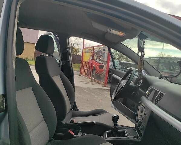 Синій Опель Вектра, об'ємом двигуна 1.8 л та пробігом 338 тис. км за 4250 $, фото 37 на Automoto.ua