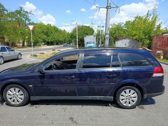 Синій Опель Вектра, об'ємом двигуна 2 л та пробігом 315 тис. км за 4400 $, фото 2 на Automoto.ua