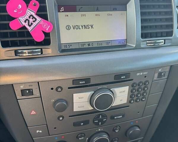 Синій Опель Вектра, об'ємом двигуна 1.9 л та пробігом 242 тис. км за 4700 $, фото 12 на Automoto.ua