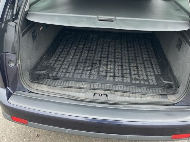 Синий Опель Вектра, объемом двигателя 1.9 л и пробегом 217 тыс. км за 4900 $, фото 1 на Automoto.ua