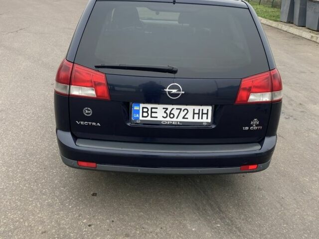 Синий Опель Вектра, объемом двигателя 1.9 л и пробегом 217 тыс. км за 4900 $, фото 5 на Automoto.ua