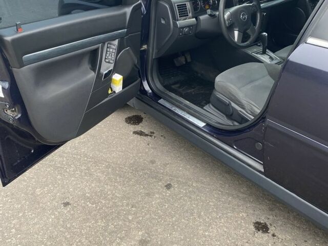 Синий Опель Вектра, объемом двигателя 1.9 л и пробегом 217 тыс. км за 4900 $, фото 4 на Automoto.ua