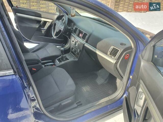 Синий Опель Вектра, объемом двигателя 2.2 л и пробегом 314 тыс. км за 3750 $, фото 24 на Automoto.ua