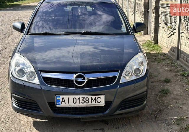 Синий Опель Вектра, объемом двигателя 2.2 л и пробегом 345 тыс. км за 4550 $, фото 5 на Automoto.ua