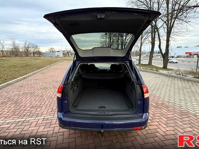 Синий Опель Вектра, объемом двигателя 1.9 л и пробегом 220 тыс. км за 4700 $, фото 6 на Automoto.ua