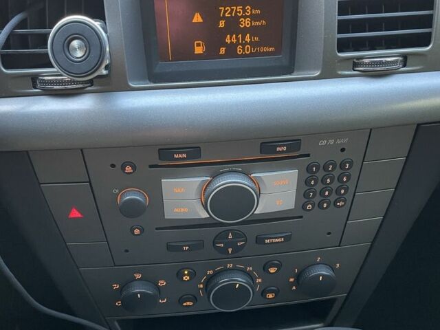 Синий Опель Вектра, объемом двигателя 1.9 л и пробегом 344 тыс. км за 4800 $, фото 17 на Automoto.ua