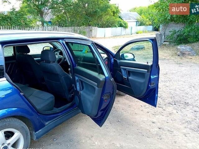 Синій Опель Вектра, об'ємом двигуна 1.9 л та пробігом 280 тис. км за 5500 $, фото 17 на Automoto.ua