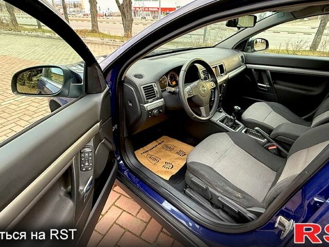 Синий Опель Вектра, объемом двигателя 1.9 л и пробегом 220 тыс. км за 4700 $, фото 7 на Automoto.ua