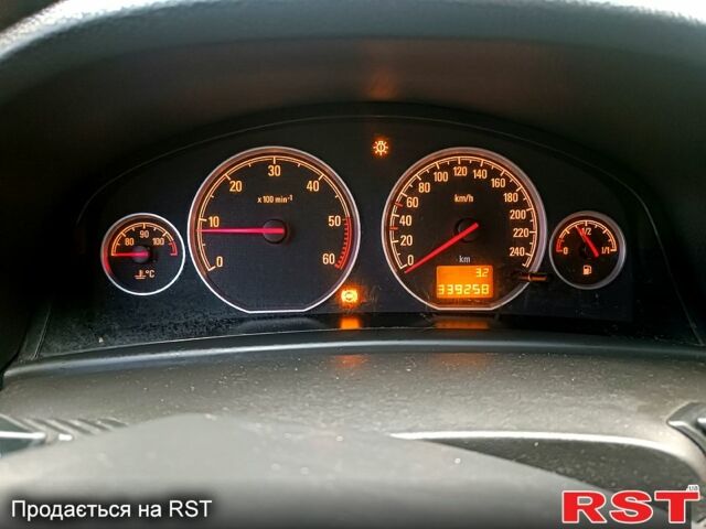 Синій Опель Вектра, об'ємом двигуна 1.9 л та пробігом 339 тис. км за 4500 $, фото 2 на Automoto.ua