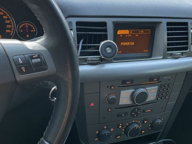 Синий Опель Вектра, объемом двигателя 1.9 л и пробегом 344 тыс. км за 4800 $, фото 16 на Automoto.ua