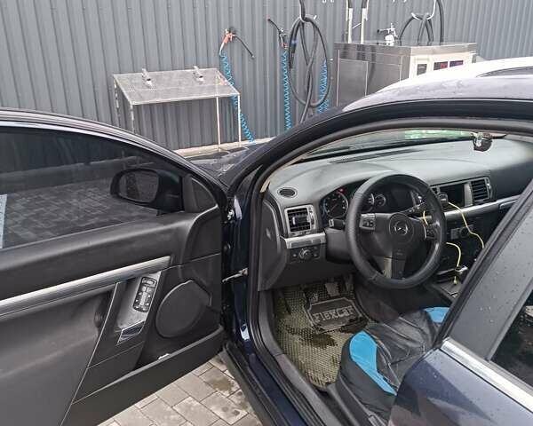 Синий Опель Вектра, объемом двигателя 1.9 л и пробегом 340 тыс. км за 3800 $, фото 17 на Automoto.ua