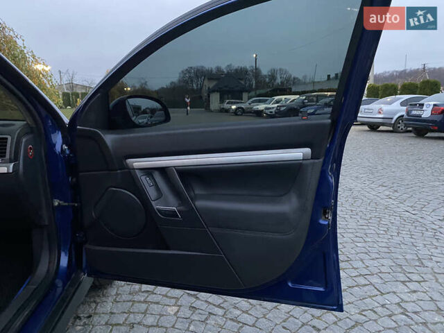 Синий Опель Вектра, объемом двигателя 1.9 л и пробегом 275 тыс. км за 5500 $, фото 12 на Automoto.ua