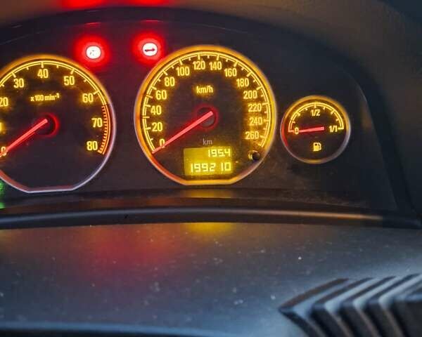 Синий Опель Вектра, объемом двигателя 2.2 л и пробегом 190 тыс. км за 4300 $, фото 1 на Automoto.ua