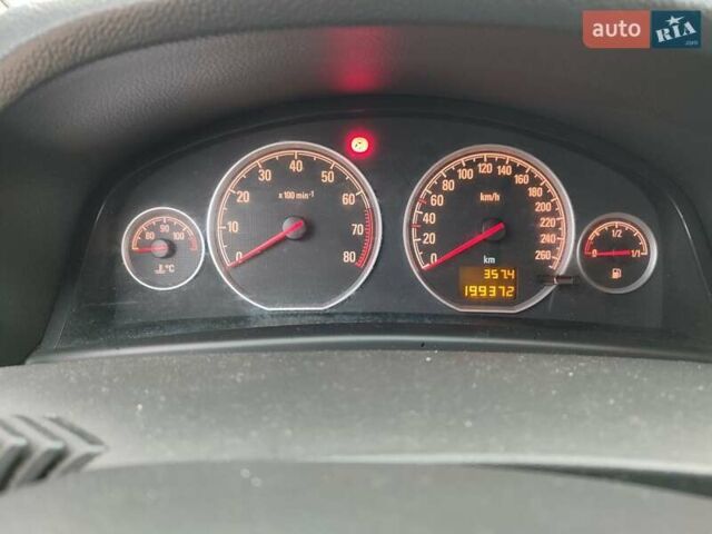 Синий Опель Вектра, объемом двигателя 2.2 л и пробегом 199 тыс. км за 3850 $, фото 16 на Automoto.ua