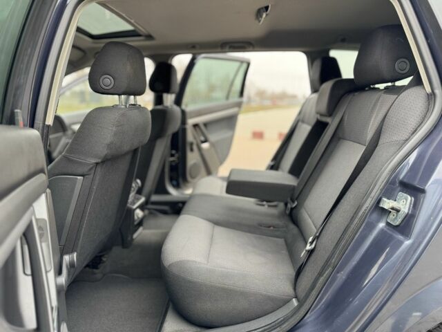 Синий Опель Вектра, объемом двигателя 1.9 л и пробегом 279 тыс. км за 2899 $, фото 7 на Automoto.ua