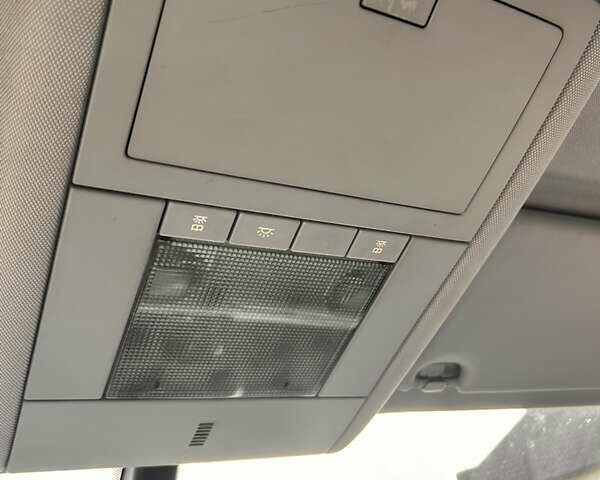 Синий Опель Вектра, объемом двигателя 1.9 л и пробегом 319 тыс. км за 5000 $, фото 19 на Automoto.ua