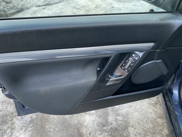 Синій Опель Вектра, об'ємом двигуна 1.9 л та пробігом 300 тис. км за 2250 $, фото 14 на Automoto.ua