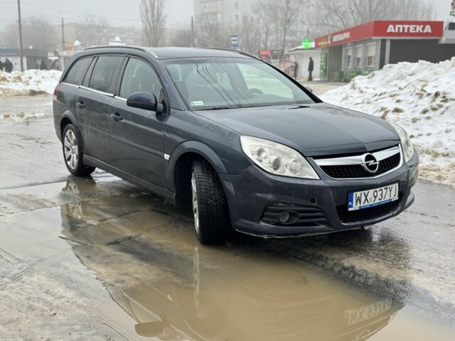 Синий Опель Вектра, объемом двигателя 1.9 л и пробегом 303 тыс. км за 2400 $, фото 1 на Automoto.ua