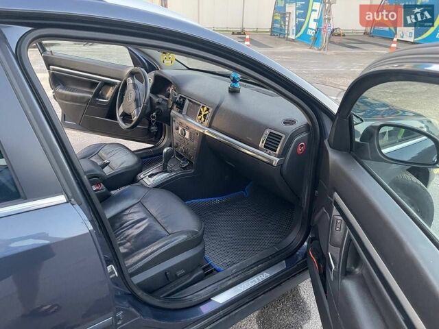 Синій Опель Вектра, об'ємом двигуна 3 л та пробігом 298 тис. км за 5200 $, фото 21 на Automoto.ua